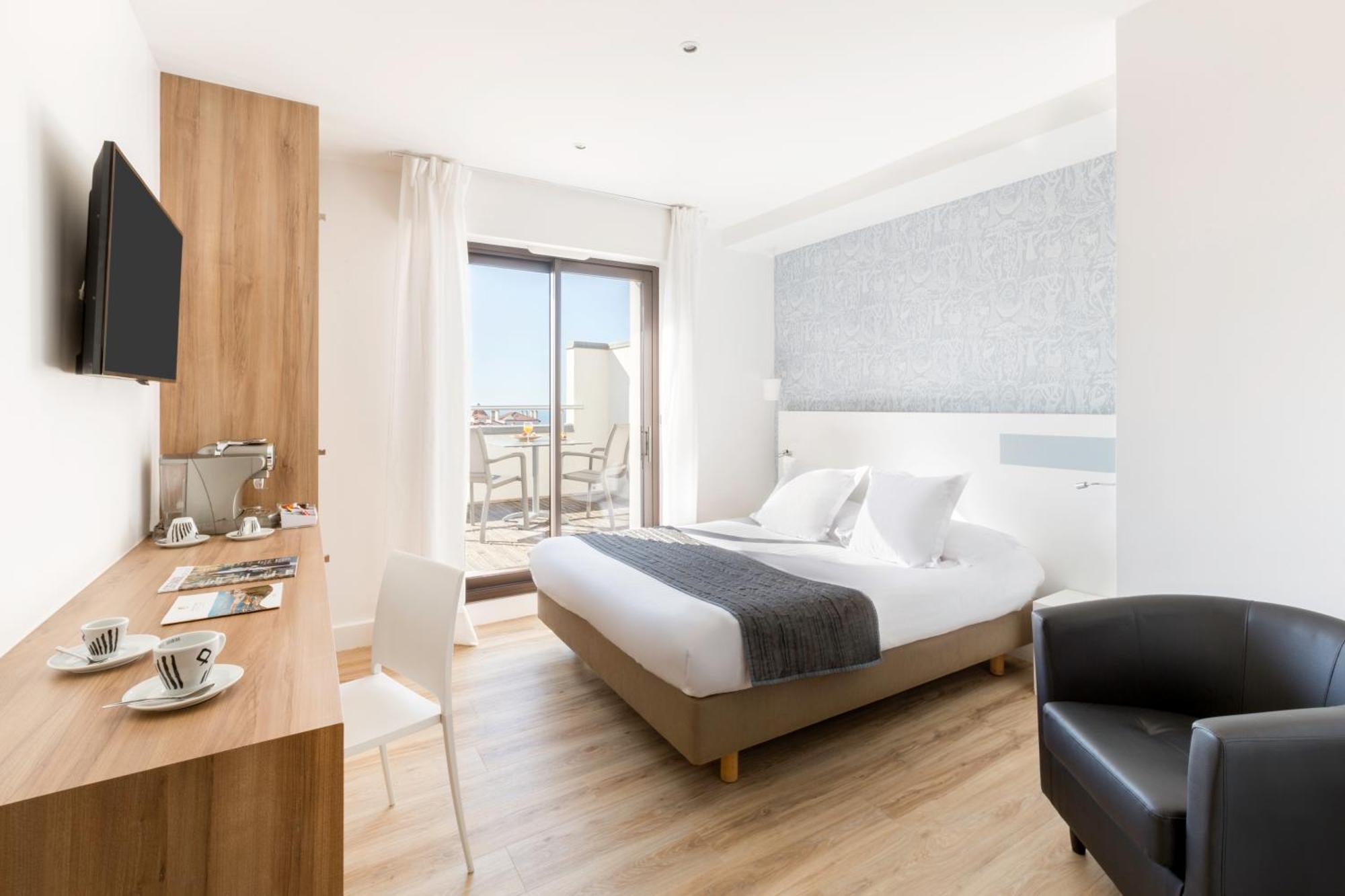 Hotel Kemaris Biarritz Esterno foto